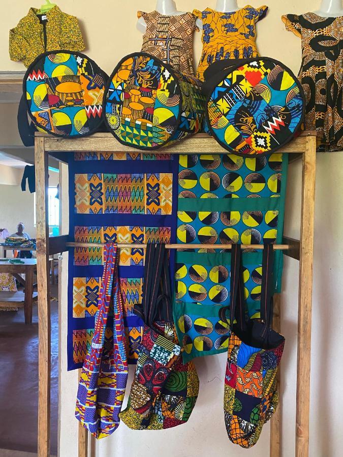 Mwamba Kelele