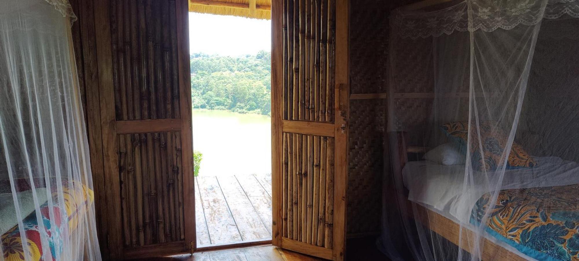 Mwamba Kelele Lodge